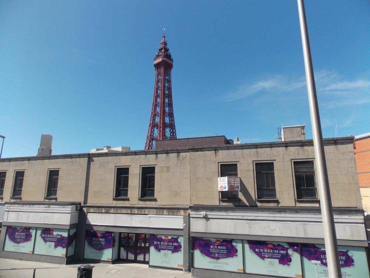 Topaz Blackpool Exterior photo
